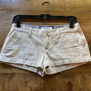 🌟ABERCROMBIE - Tan/Khaki Low Waisted Shorts - 14